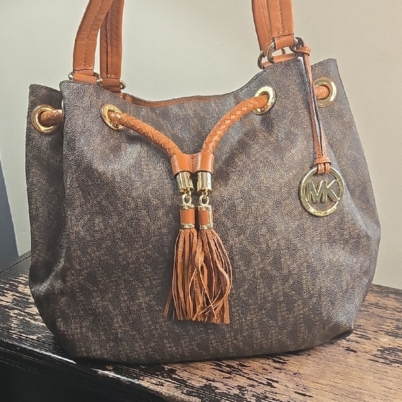 Michael Kors Handbags - Michael Kors Jet Set Signature Fringe Tassel Tote